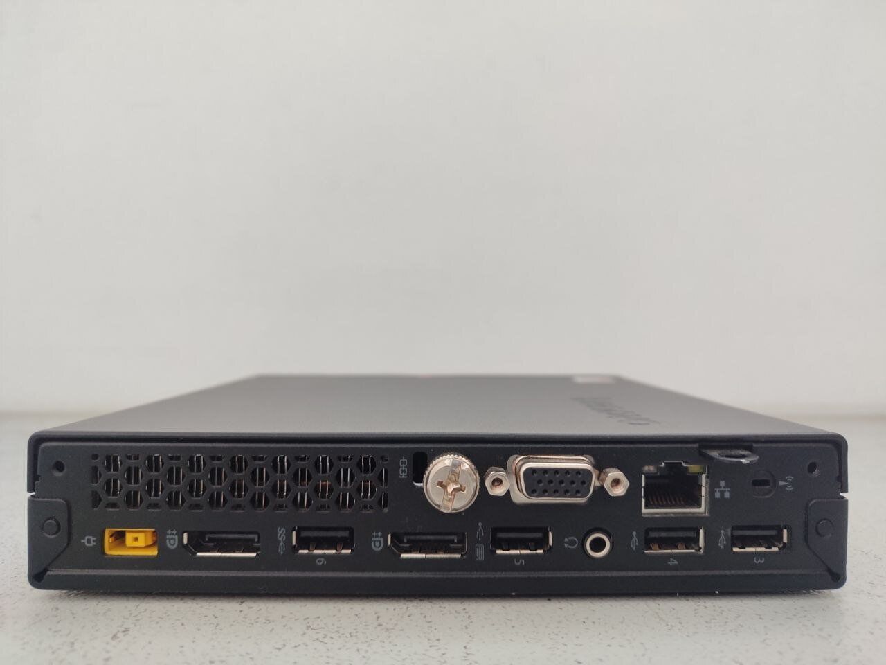 Неттоп Lenovo ThinkCentre M715q USFF / AMD Pro A10-9700E (4 ядра по 3.0 - 3.5 GHz) / 8 GB DDR4 / 128 GB SSD / AMD Radeon R7 Graphics + Блок Живлення - Зображення 5