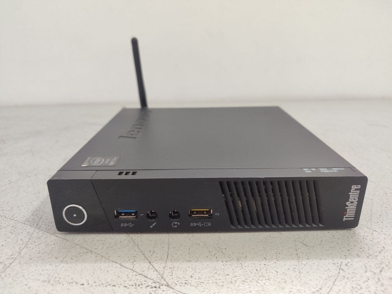 Неттоп Lenovo ThinkCentre M93p Tiny USFF / Intel Core i5-4570T (2 (4) ядра по 2.9 - 3.6 GHz) / 8 GB DDR3 / 128 GB SSD / Intel HD Graphics 4600 / Wi-Fi + Блок живленняі - Зображення 2