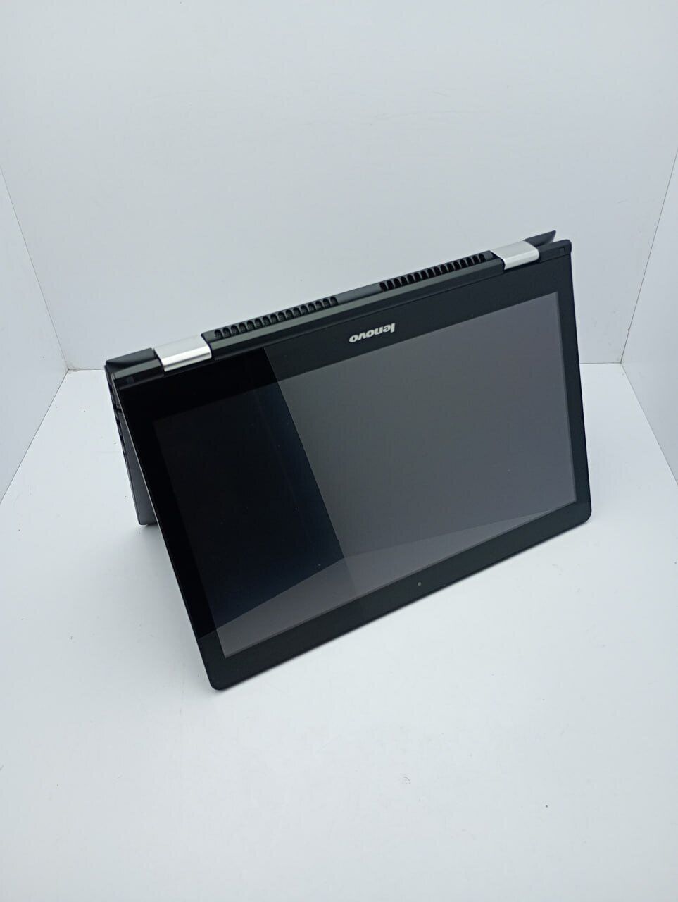 Ноутбук-трансформер Lenovo Yoga 500 / 14" (1366x768) TN / Intel Core i3-5020U (2 (4) ядра по 2.2 GHz) / 4 GB DDR3 / 120 GB SSD / Intel HD Graphics 5500 / WebCam - Зображення 7