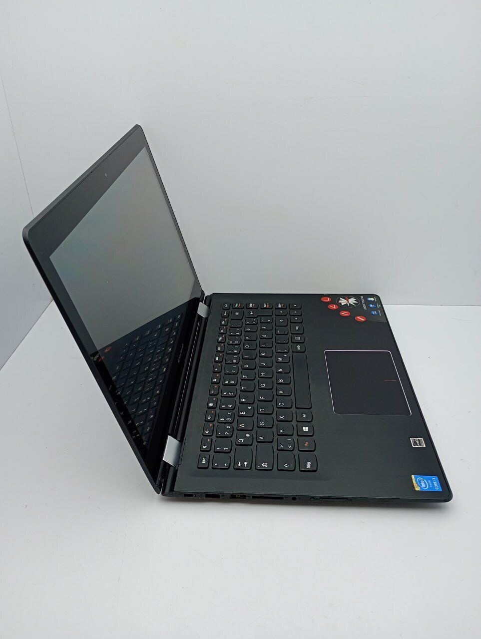 Ноутбук-трансформер Lenovo Yoga 500 / 14" (1366x768) TN / Intel Core i3-5020U (2 (4) ядра по 2.2 GHz) / 4 GB DDR3 / 120 GB SSD / Intel HD Graphics 5500 / WebCam - Зображення 5