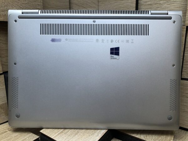 Ноутбук-трансформер HP EliteBook x360 1030 G2 / 13.3" (1920x1080) IPS Touch / Intel Core i5-7200U (2 (4) ядра по 2.5 - 3.1 GHz) / 8 GB DDR4 / 256 GB SSD M.2 / Intel HD Graphics 620 / WebCam - Зображення 9