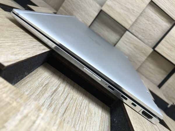 Ноутбук-трансформер Б-клас HP EliteBook x360 1030 G3 / 13.3" (1920x1080) IPS Touch / Intel Core i7-8650U (4 (8) ядра по 1.9 - 4.2 GHz) / 8 GB DDR3 / 512 GB SSD M.2 / Intel UHD Graphics 620 / WebCam - Зображення 7