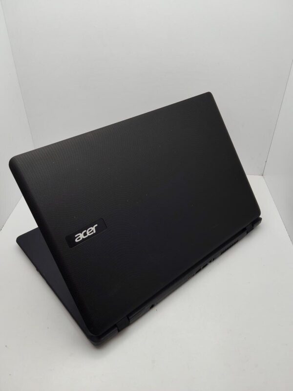 Ноутбук Acer 173 / 17.3" (1600x900) TN / Intel Pentium N4200 (4 ядра по 1.1 - 2.5 GHz) / 4 GB DDR3 / 500 GB HDD / Intel HD Graphics / WebCam - Зображення 7
