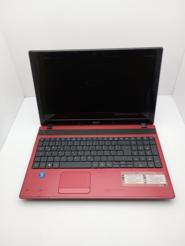 Ноутбук Acer 5253 / 15.6" (1366x768) TN / AMD E-350 (2 ядра по 1.6 GHz) / 6 GB DDR3 / 120 GB SSD / AMD Radeon HD 6310 Graphics / WebCam - Зображення 2