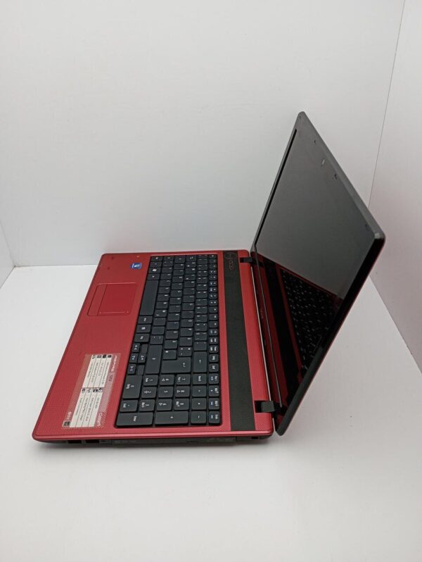 Ноутбук Acer 5253 / 15.6" (1366x768) TN / AMD E-350 (2 ядра по 1.6 GHz) / 6 GB DDR3 / 120 GB SSD / AMD Radeon HD 6310 Graphics / WebCam - Зображення 6