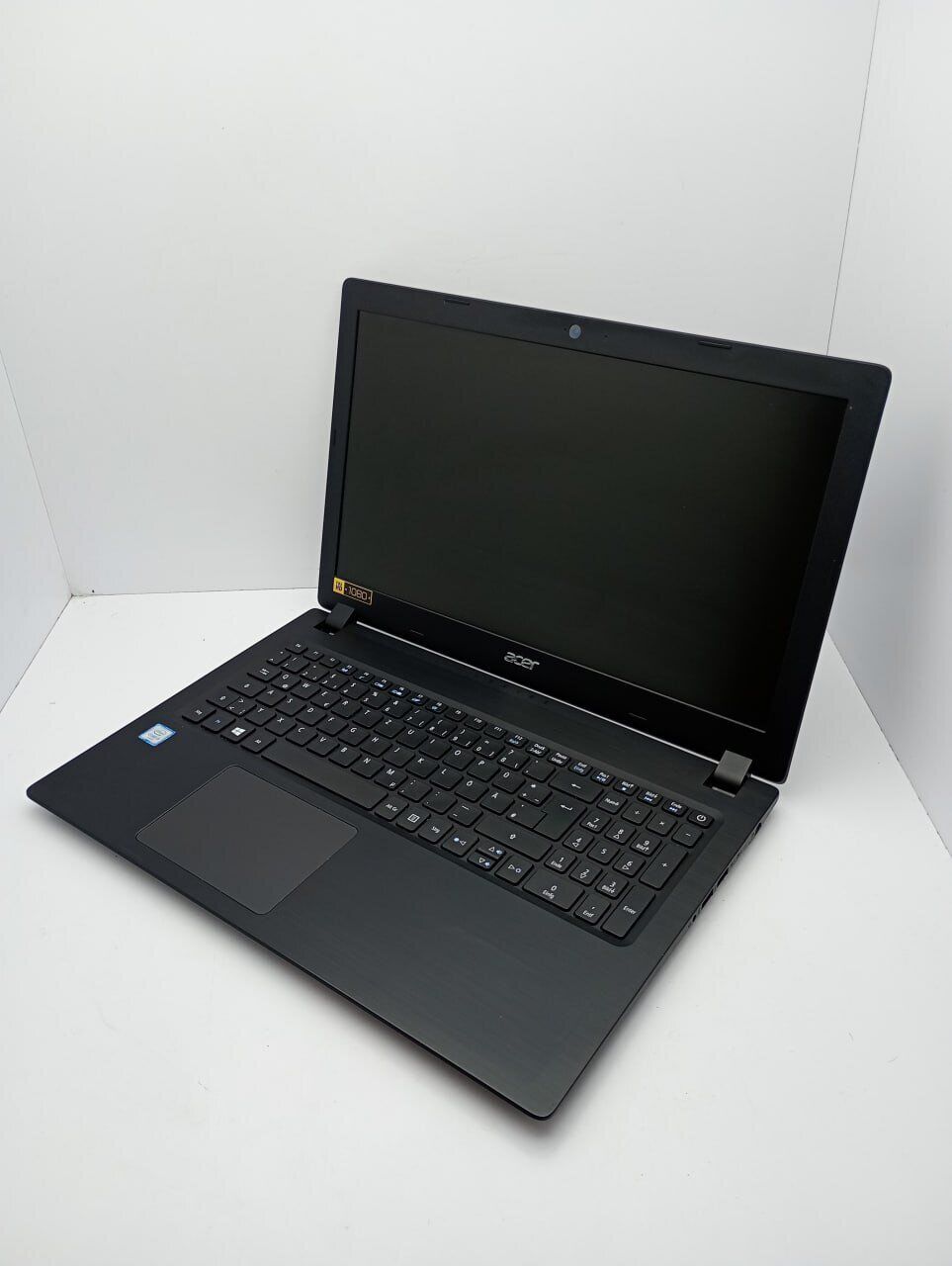 Ноутбук Acer A315 / 15.6" (1920x1080) TN / Intel Core i3-6006U (2(4) ядра по 2.0 GHz) / 8 GB DDR4 / 120 GB SSD / Intel HD Graphics 520 / WebCam - Зображення 6