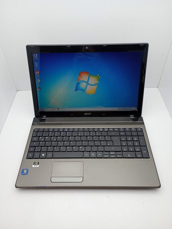 Ноутбук Acer Aspire 5750G / 15.6" (1366x768) TN / Intel Core i7-2630QM (4 (8) ядра по 2.0 - 2.9 GHz) / 6 GB DDR3 / 1000 GB HDD / nVidia GeForce GT 610M, 1 GB GDDR5, 128-bit / WebCam - Зображення 7