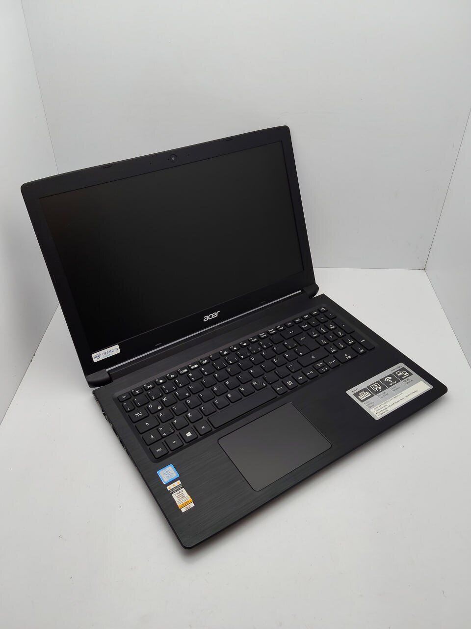 Ноутбук Acer Aspire A315 / 15.6" (1366x768) TN / Intel Core i3-7020U (2 (4) ядра по 2.3 GHz) / 8 GB DDR4 / 120 GB SSD / Intel HD Graphics 620 / WebCam - Зображення 3