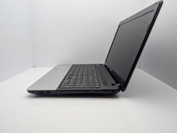Ноутбук Acer Aspire E1-531 / 15.6" (1366x768) TN / Intel Pentium B960 (2 ядра по 2.2 GHz) / 6 GB DDR3 / 128 GB SSD / Intel HD Graphics / WebCam - Зображення 6