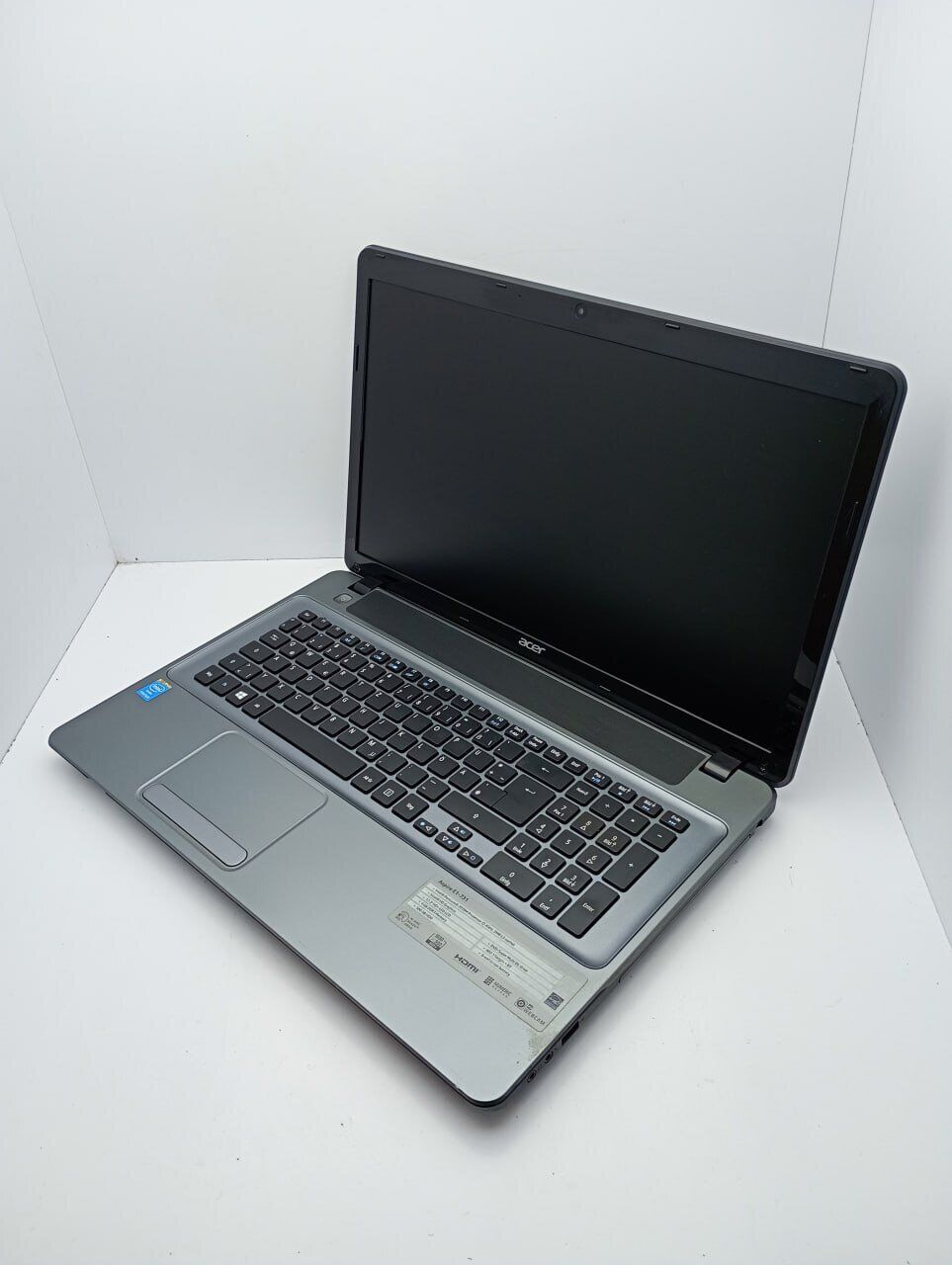 Ноутбук Acer Aspire E1-731 / 15.6" (1366x768) TN / Intel Pentium 2020M (2 ядра по 2.4 GHz) / 6 GB DDR3 / 320 GB HDD / Intel HD Graphics 2500 / WebCam - Зображення 5