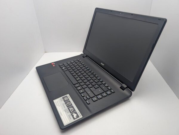 Ноутбук Acer Aspire ES1-521 / 15.6" (1366x768) TN / AMD A6-6310 (4 ядра по 1.8 - 2.4 GHz) / 6 GB DDR3 / 1000 GB HDD / AMD Radeon R4 Graphics / WebCam - Зображення 4