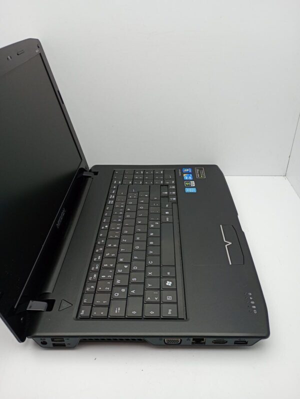 Ноутбук Acer Medion / 15.6" (1366x768) TN / Intel Core i3-370M (2 (4) ядра по 2.4 GHz) / 6 GB DDR3 / 320 GB HDD / Intel HD Graphics / WebCam - Зображення 3