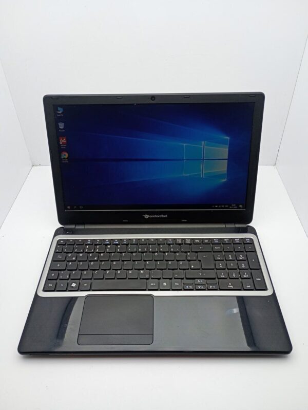 Ноутбук Acer Pakard TE69 / 15.6" (1366x768) TN / Intel Celeron N2820 (2 ядра по 2.13 - 2.39 GHz) / 4 GB DDR3 / 120 GB SSD / Intel HD Graphics / WebCam - Зображення 2