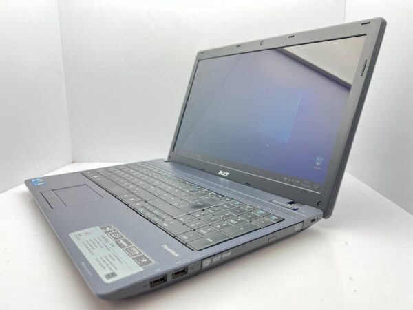 Ноутбук Acer TravelMate 5740 / 15.6" (1366x768) TN / Intel Core i3-370M (2 (4) ядра по 2.4 GHz) / 4 GB DDR3 / 120 GB SSD / Intel HD Graphics / WebCam - Зображення 4