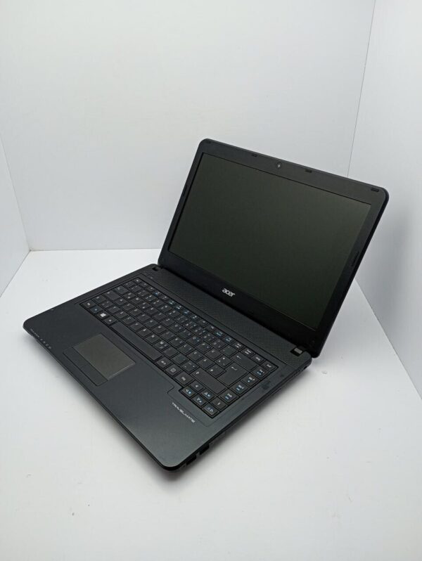 Ноутбук Acer TravelMate P243 / 14" (1366x768) TN / Intel Core i5-3210M (2 (4) ядра по 2.5 - 3.1 GHz) / 6 GB DDR3 / 320 GB HDD / Intel HD Graphics 4000 / WebCam - Зображення 6
