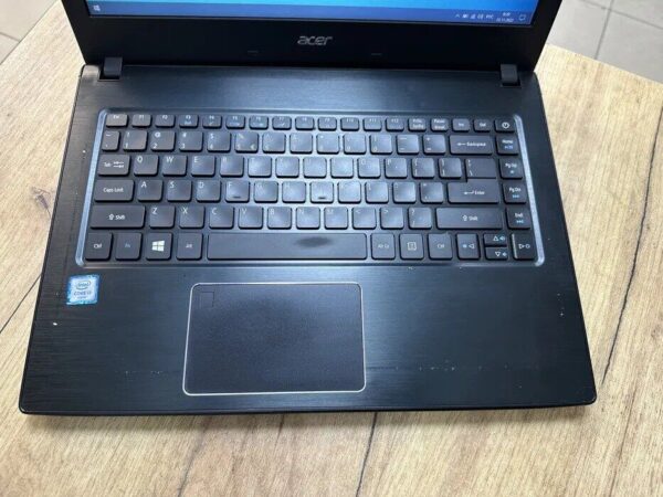 Ноутбук Acer TravelMate P249-M / 14" (1366x768) TN / Intel Core i3-6100U (2 (4) ядра по 2.3 GHz) / 4 GB DDR4 / 256 GB SSD M.2 / Intel HD Graphics 520 / WebCam / VGA - Зображення 3