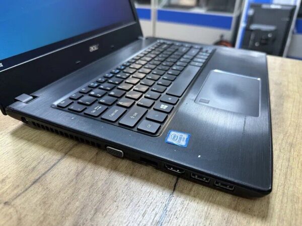 Ноутбук Acer TravelMate P249-M / 14" (1366x768) TN / Intel Core i3-6100U (2 (4) ядра по 2.3 GHz) / 4 GB DDR4 / 256 GB SSD M.2 / Intel HD Graphics 520 / WebCam / VGA - Зображення 4