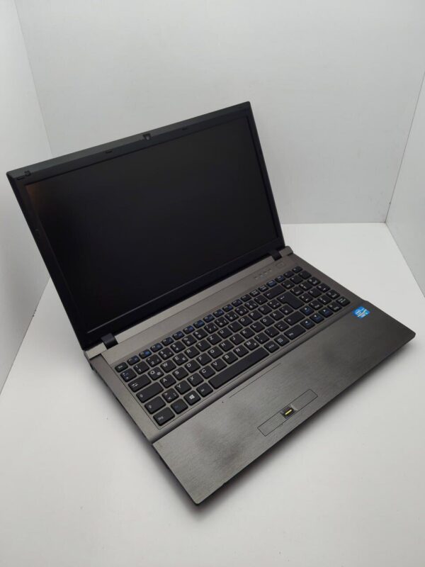 Ноутбук Asus Terra 1541 / 15.6" (1366x768) TN / Intel Core i5-4200M (2 (4) ядра по 2.5 - 3.1 GHz) / 6 GB DDR3 / 320 GB HDD / Intel HD Graphics 4600 / WebCam - Зображення 3