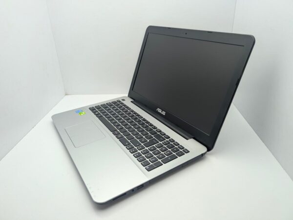 Ноутбук Asus X555 / 15.6" (1920x1080) TN / Intel Core i5-5200U (2 (4) ядра по 2.2 - 2.7 GHz) / 8 GB DDR3 / 240 GB SSD / nVidia GeForce 840M, 2 GB DDR3, 64-bit / WebCam - Зображення 4