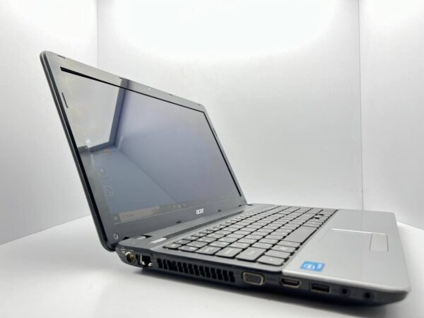 Ноутбук Б-клас Acer Aspire ES1-531 / 15.6" (1366x768) TN / Intel Pentium B960 (2 ядра по 2.2 GHz) / 4 GB DDR3 / 128 GB SSD + 320 GB HDD / Intel HD Graphics / WebCam - Зображення 3