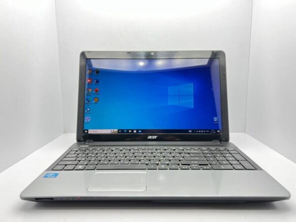 Ноутбук Б-клас Acer Aspire ES1-531 / 15.6" (1366x768) TN / Intel Pentium B960 (2 ядра по 2.2 GHz) / 4 GB DDR3 / 128 GB SSD + 320 GB HDD / Intel HD Graphics / WebCam - Зображення 2