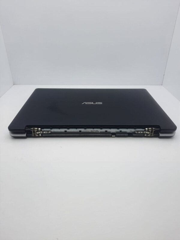 Ноутбук Б-клас Asus TP550L / 15.6" (1366x768) TN / Intel Core i5-4210U (2 (4) ядра по 1.7 - 2.7 GHz) / 4 GB DDR3 / 320 GB HDD / Intel HD Graphics 4400 / WebCam / АКБ не тримає - Зображення 6