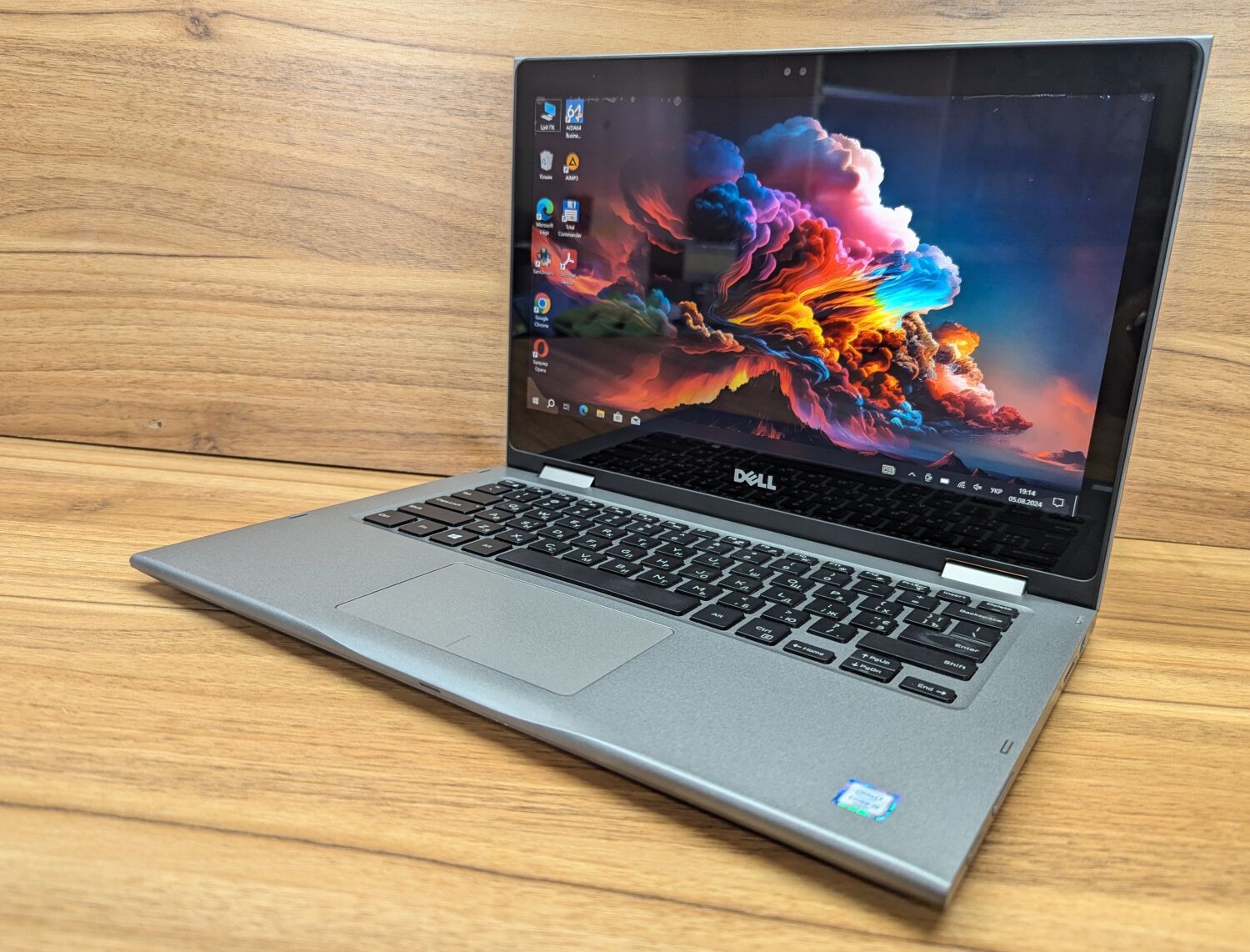 Ноутбук Б-клас Dell Inspiron 13-5368 / 13.3" (1920x1080) IPS / Intel Core i5-6200U (2 (4) ядра по 2.3 - 2.8 GHz) / 8 GB DDR4 / 240 GB SSD / Intel HD Graphics 520 / WebCam / Windows 10 - Зображення 5