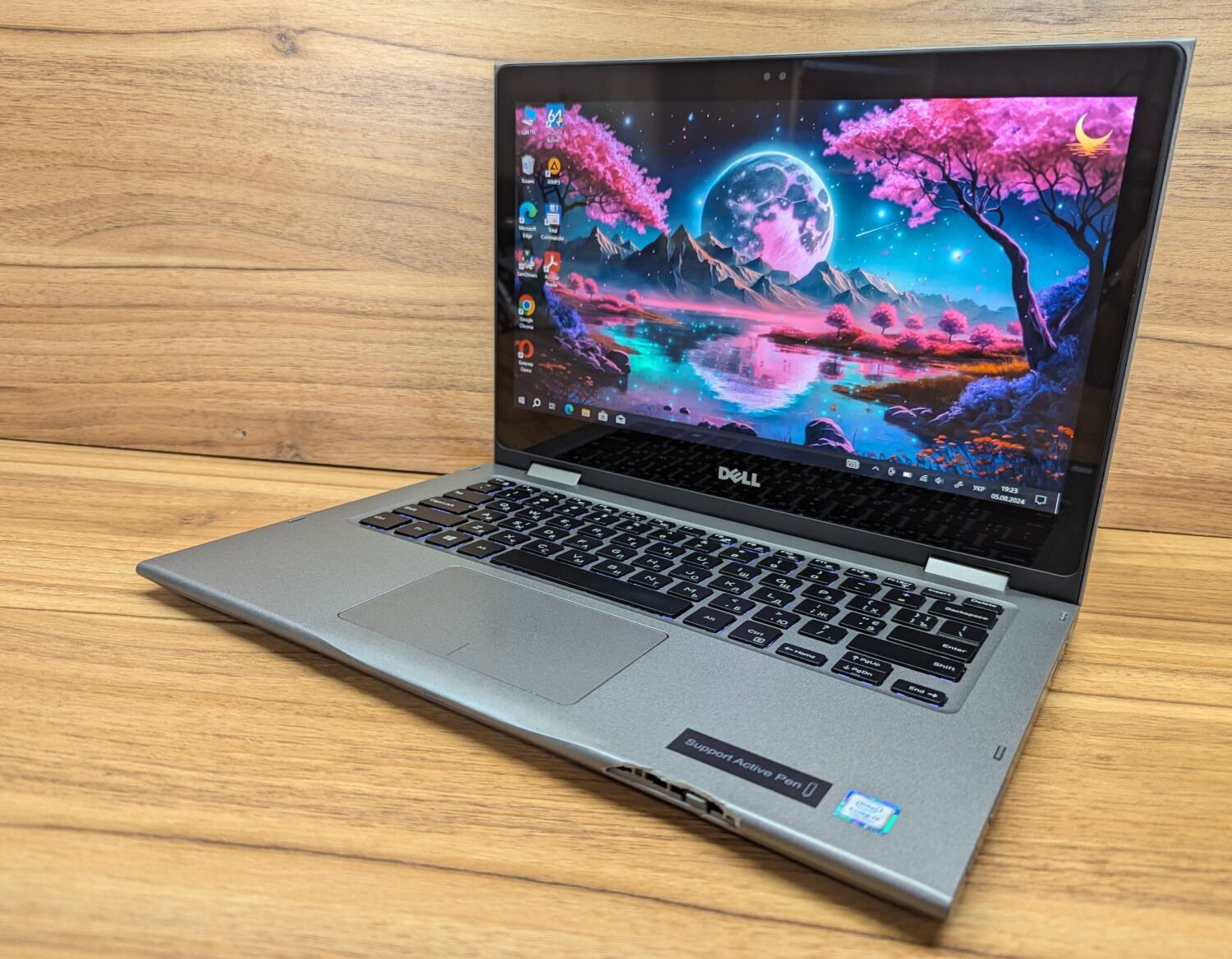 Ноутбук Б-клас Dell Inspiron 13-5368 / 13.3" (1920x1080) IPS Touch / Intel Core i7-7500U (2 (4) ядра по 2.7 - 3.5 GHz) / 8 GB DDR4 / 480 GB SSD / Intel HD Graphics 620 / WebCam / Windows 10 - Зображення 6