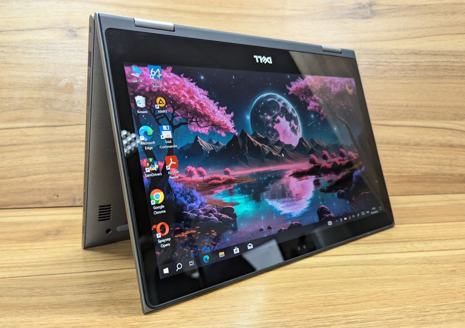 Ноутбук Б-клас Dell Inspiron 13-5368 / 13.3" (1920x1080) IPS Touch / Intel Core i7-7500U (2 (4) ядра по 2.7 - 3.5 GHz) / 8 GB DDR4 / 480 GB SSD / Intel HD Graphics 620 / WebCam / Windows 10 - Зображення 8