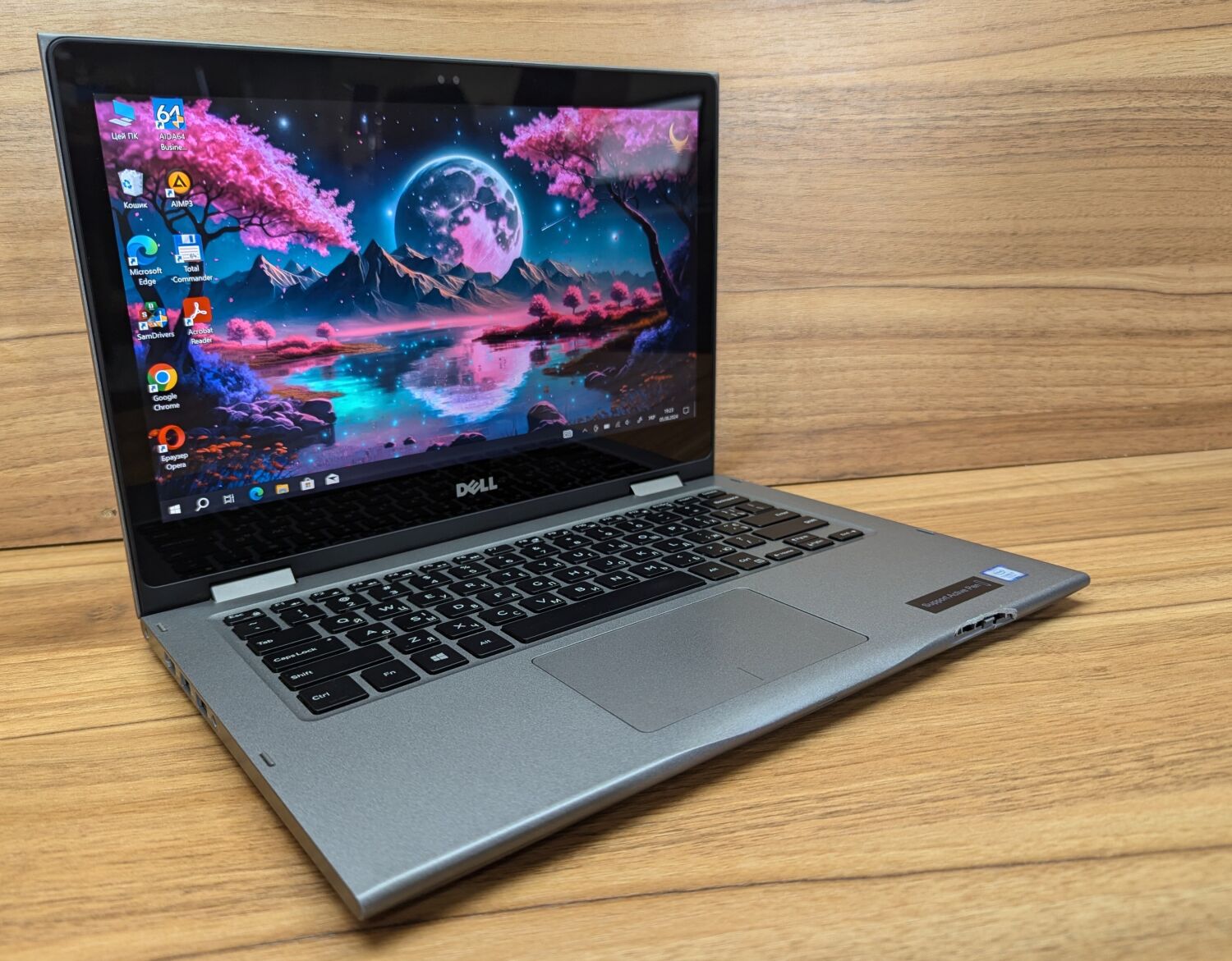 Ноутбук Б-клас Dell Inspiron 13-5368 / 13.3" (1920x1080) IPS Touch / Intel Core i7-7500U (2 (4) ядра по 2.7 - 3.5 GHz) / 8 GB DDR4 / 480 GB SSD / Intel HD Graphics 620 / WebCam / Windows 10 - Зображення 5