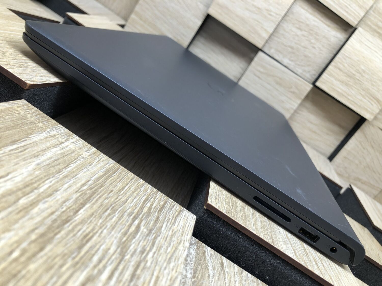 Ноутбук Б-клас Dell Inspiron 15 3511 / 15.6" (1920x1080) IPS Touch / Intel Core i5-1135G7 (4 (8) ядра по 4.2 GHz) / 8 GB DDR4 / 250 GB SSD / Intel UHD Graphics / WebCam / Windows 10 ліцензія - Зображення 7