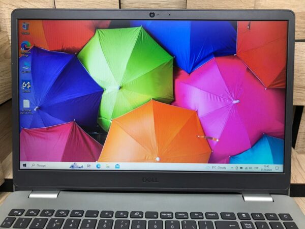 Ноутбук Б-клас Dell Inspiron 3501 / 15.6" (1366x768) TN / Intel Core i5-1135G7 (4 (8) ядра по 2.4 - 4.2 GHz) / 8 GB DDR4 / 192 GB SSD / Intel Iris Xe Graphics / WebCam - Зображення 3