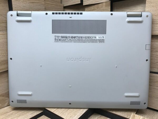 Ноутбук Б-клас Dell Inspiron 3501 / 15.6" (1366x768) TN / Intel Core i5-1135G7 (4 (8) ядра по 2.4 - 4.2 GHz) / 8 GB DDR4 / 192 GB SSD / Intel Iris Xe Graphics / WebCam - Зображення 9