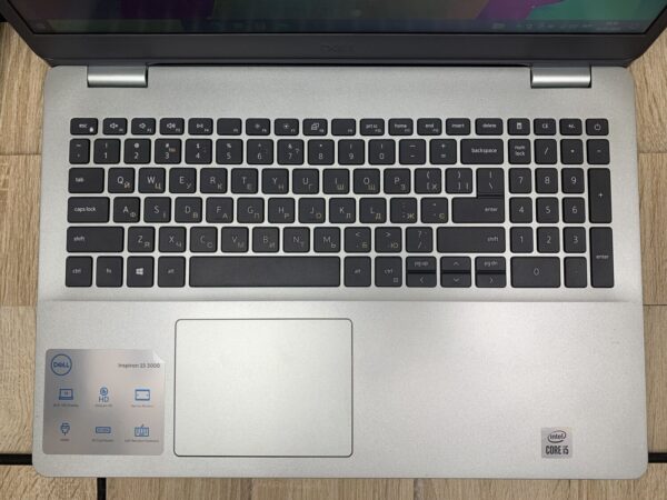 Ноутбук Б-клас Dell Inspiron 5593 / 15.6" (1366x768) TN / Intel Core i5-1035G1 (4 (8) ядер по 1.0 - 3.6 GHz) / 8 GB DDR4 / 480 GB SSD / Intel UHD Graphics / WebCam / HDMI / Windows 10 ліцензія - Зображення 4