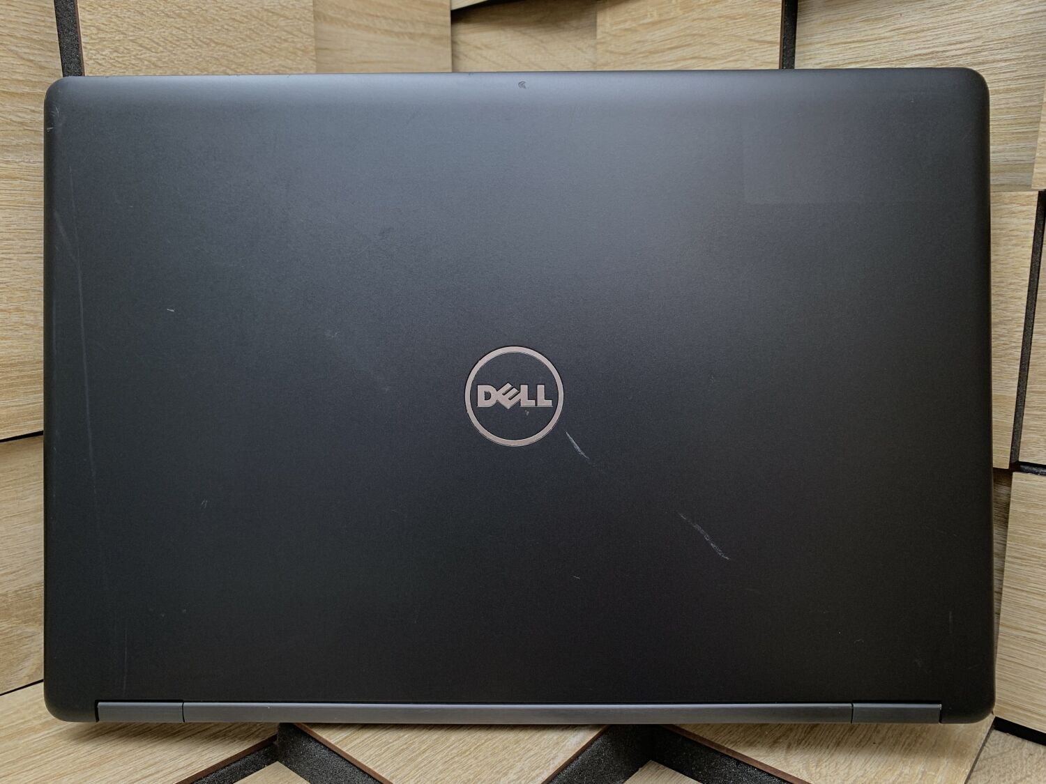 Ноутбук Б-клас Dell Latitude 5480 / 14" (1366x768) TN / Intel Core i5-6300U (2 (4) ядра по 2.4 - 3.0 GHz) / 8 GB DDR4 / 128 GB SSD M.2 / Intel HD Graphics 520 / WebCam / USB 3.1 / HDMI / Windows 10 ліцензія - Зображення 8