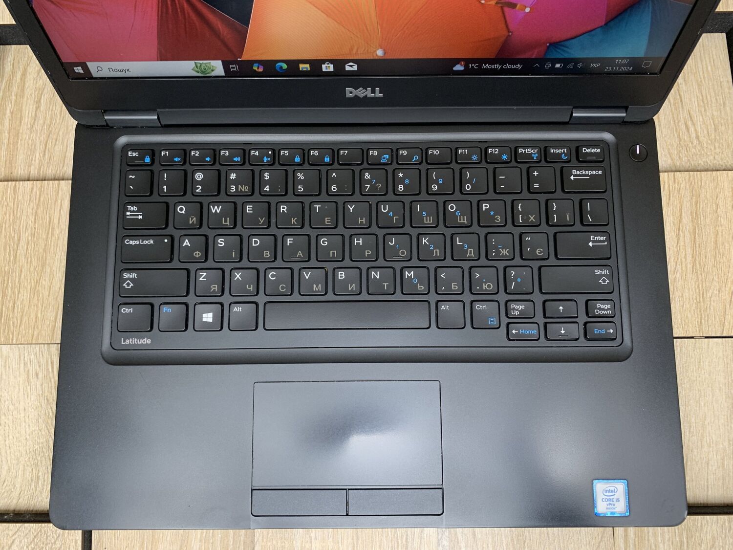 Ноутбук Б-клас Dell Latitude 5480 / 14" (1366x768) TN / Intel Core i5-6300U (2 (4) ядра по 2.4 - 3.0 GHz) / 8 GB DDR4 / 128 GB SSD M.2 / Intel HD Graphics 520 / WebCam / USB 3.1 / HDMI / Windows 10 ліцензія - Зображення 4