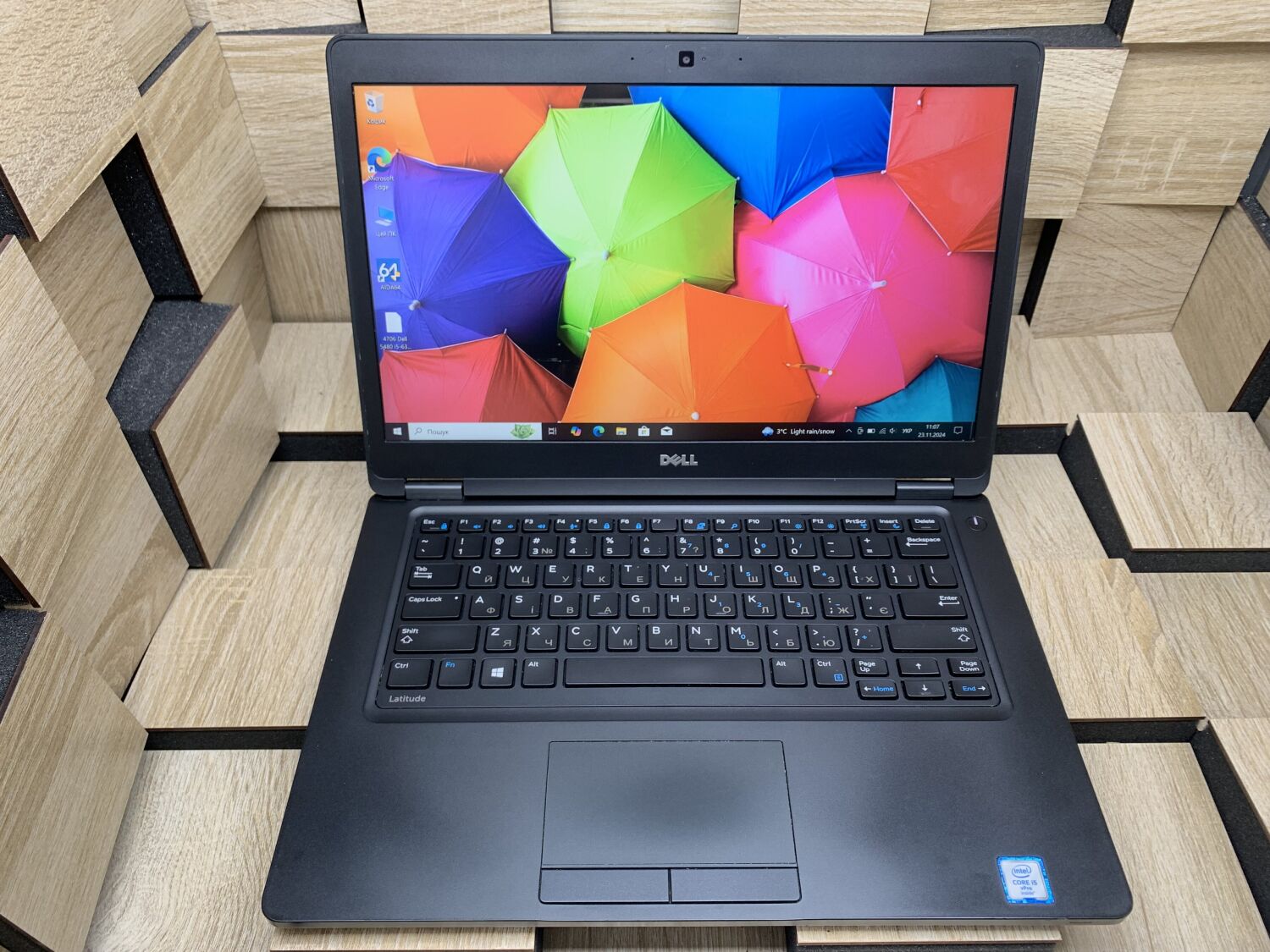 Ноутбук Б-клас Dell Latitude 5480 / 14" (1366x768) TN / Intel Core i5-6300U (2 (4) ядра по 2.4 - 3.0 GHz) / 8 GB DDR4 / 128 GB SSD M.2 / Intel HD Graphics 520 / WebCam / USB 3.1 / HDMI / Windows 10 ліцензія - Зображення 2