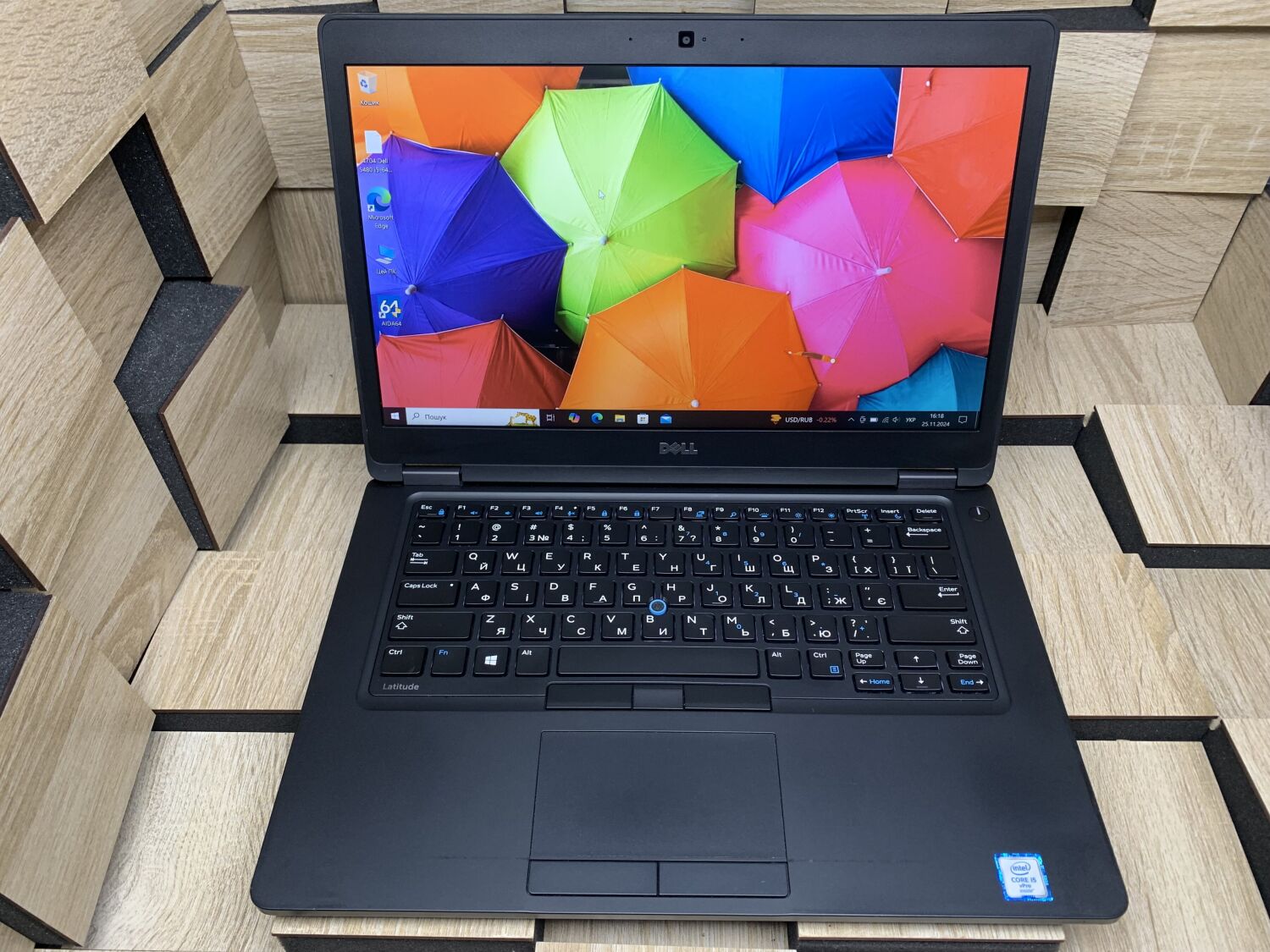 Ноутбук Б-клас Dell Latitude 5480 / 14" (1920x1080) IPS / Intel Core i5-6440HQ (4 ядра по 2.6 - 3.5 GHz) / 8 GB DDR4 / 180 GB SSD / Intel HD Graphics 530 / WebCam / HDMI - Зображення 2