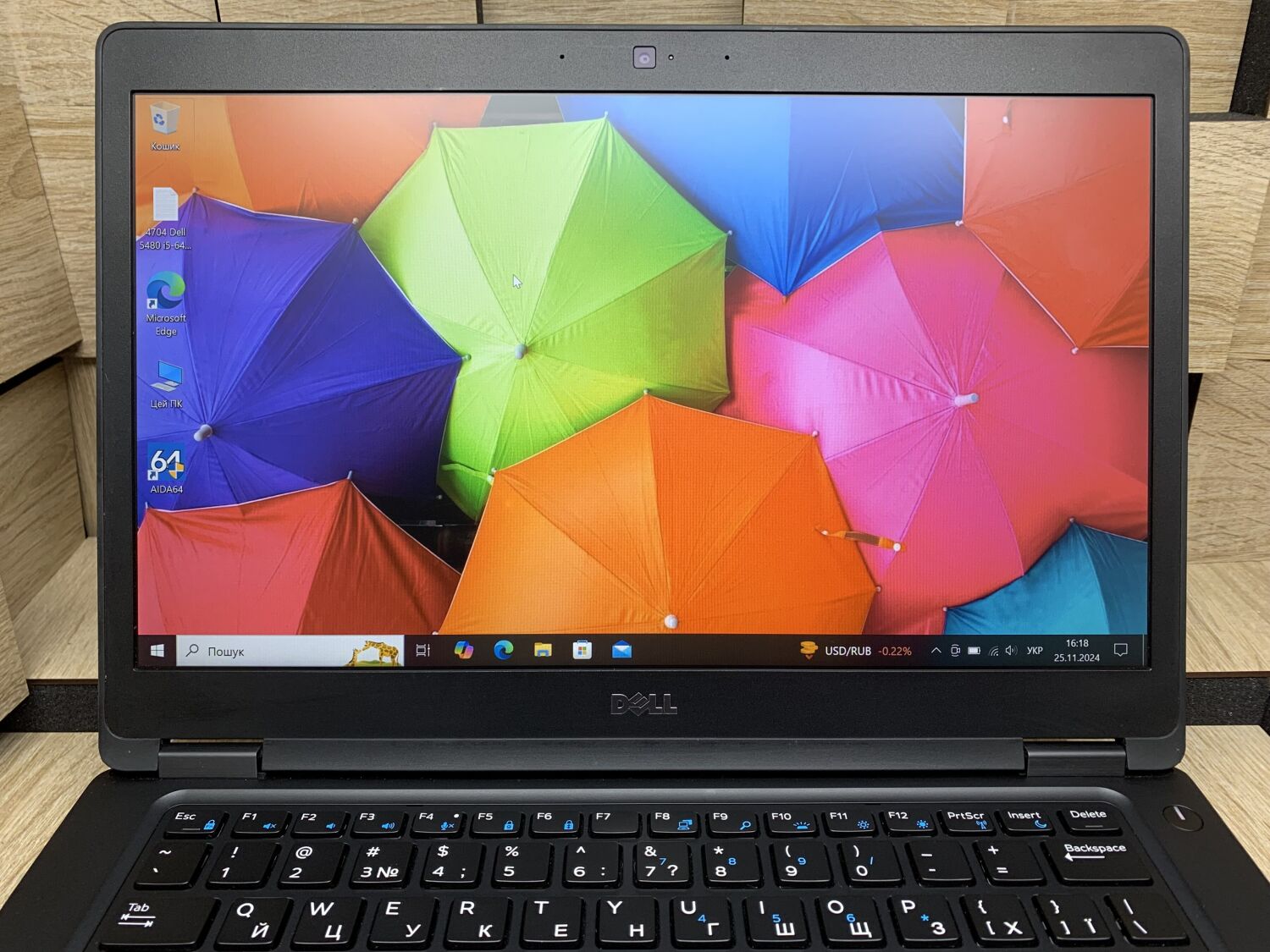 Ноутбук Б-клас Dell Latitude 5480 / 14" (1920x1080) IPS / Intel Core i5-6440HQ (4 ядра по 2.6 - 3.5 GHz) / 8 GB DDR4 / 180 GB SSD / Intel HD Graphics 530 / WebCam / HDMI - Зображення 3