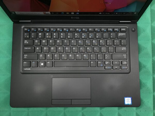 Ноутбук Б-клас Dell Latitude 5480 / 14" (1920x1080) IPS / Intel Core i5-7440HQ (4 ядра по 2.8 - 3.8 GHz) / 8 GB DDR4 / 256 GB SSD M.2 / Intel HD Graphics 630 / USB 3.1 / HDMI / Windows 11 ліцензія - Зображення 4
