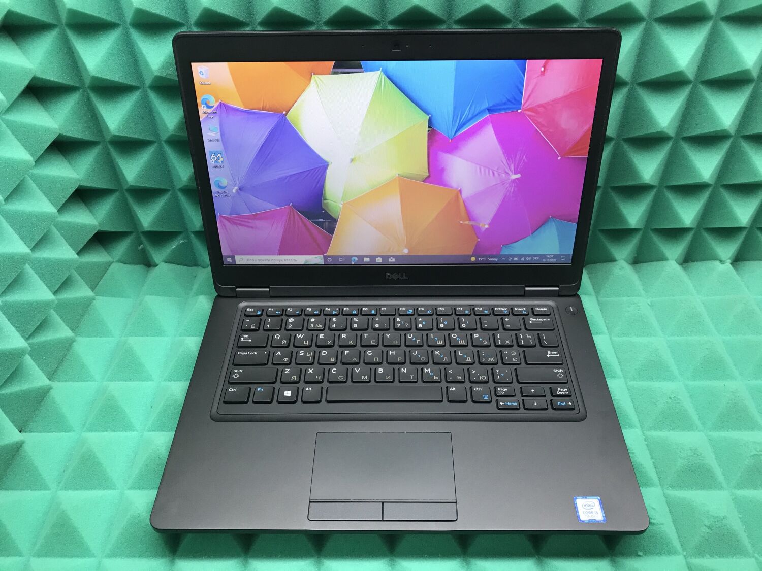 Ноутбук Б-клас Dell Latitude 5490 / 14" (1366x768) TN / Intel Core i5-7300U (2 (4) ядра по 2.6 - 3.5 GHz) / 4 GB DDR4 / 128 GB SSD / Intel HD Graphics 620 / WebCam / USB 3.1 / HDMI / Windows 10 ліцензія - Зображення 2