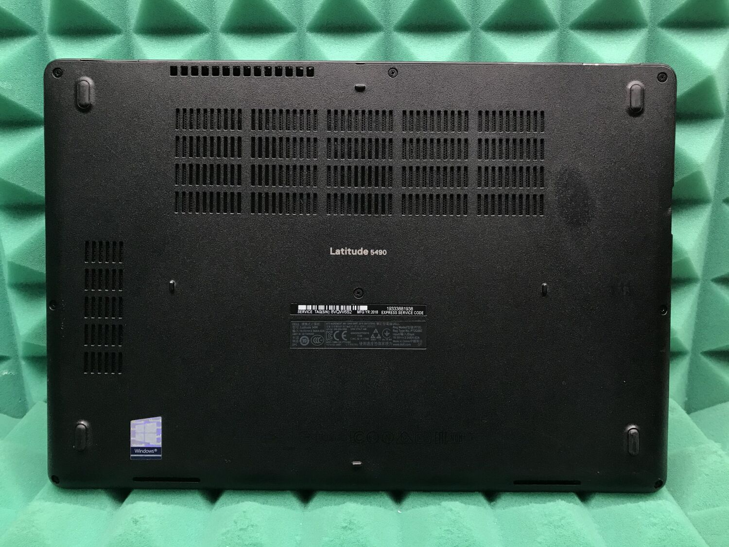 Ноутбук Б-клас Dell Latitude 5490 / 14" (1366x768) TN / Intel Core i5-7300U (2 (4) ядра по 2.6 - 3.5 GHz) / 8 GB DDR4 / 256 GB SSD / Intel HD Graphics 620 / WebCam / USB 3.1 / HDMI / Windows 10 ліцензія - Зображення 10