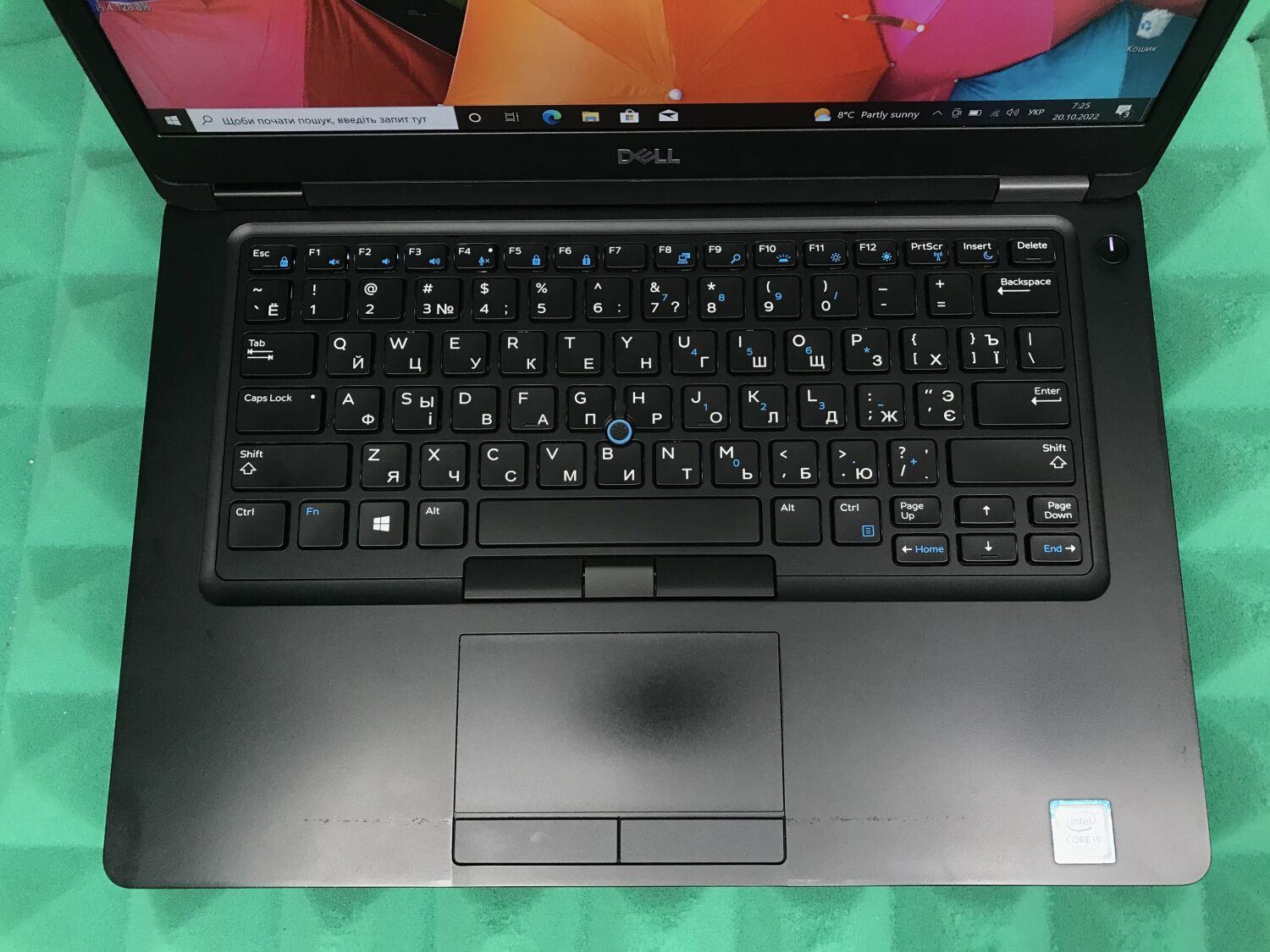 Ноутбук Б-клас Dell Latitude 5490 / 14" (1920x1080) IPS / Intel Core i5-7300U (2 (4) ядра по 2.6 - 3.5 GHz) / 4 GB DDR4 / 128 GB SSD / Intel HD Graphics 620 / WebCam / USB 3.1 / HDMI / Windows 10 ліцензія - Зображення 4