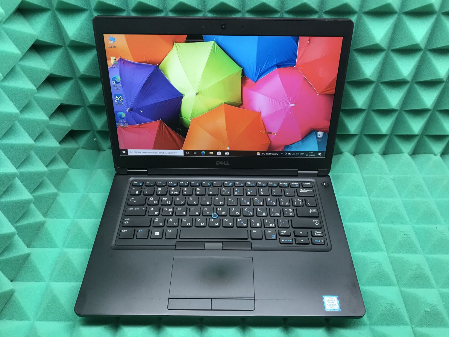 Ноутбук Б-клас Dell Latitude 5490 / 14" (1920x1080) IPS / Intel Core i5-7300U (2 (4) ядра по 2.6 - 3.5 GHz) / 4 GB DDR4 / 128 GB SSD / Intel HD Graphics 620 / WebCam / USB 3.1 / HDMI / Windows 10 ліцензія - Зображення 2