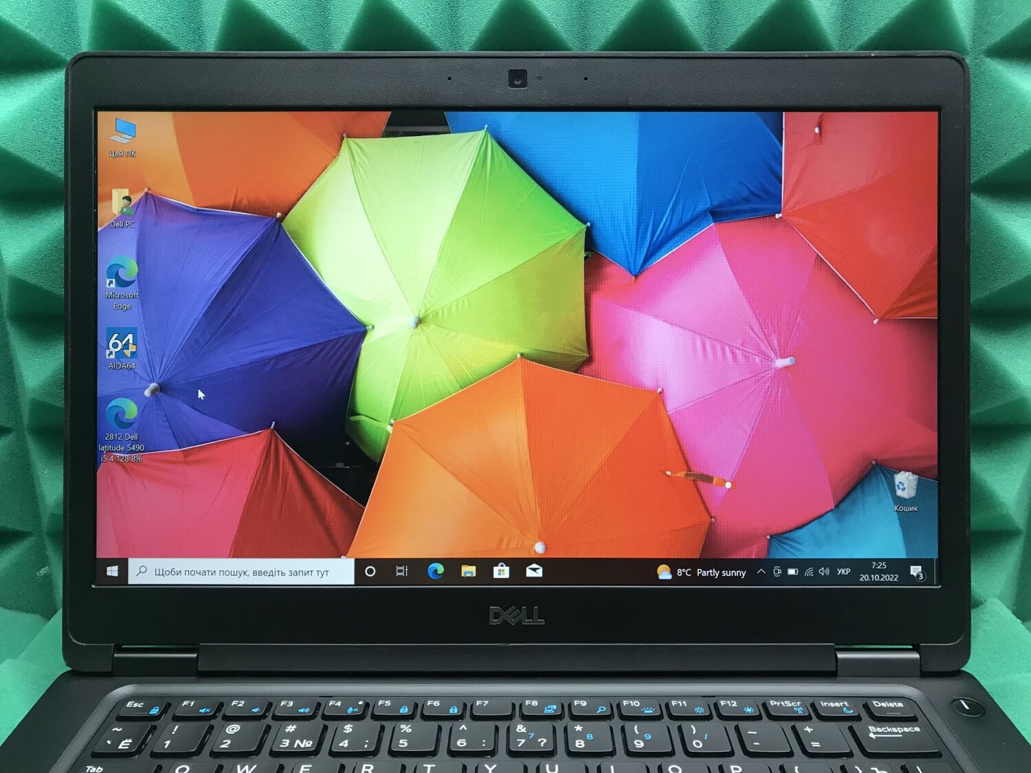 Ноутбук Б-клас Dell Latitude 5490 / 14" (1920x1080) IPS / Intel Core i5-7300U (2 (4) ядра по 2.6 - 3.5 GHz) / 4 GB DDR4 / 128 GB SSD / Intel HD Graphics 620 / WebCam / USB 3.1 / HDMI / Windows 10 ліцензія - Зображення 3