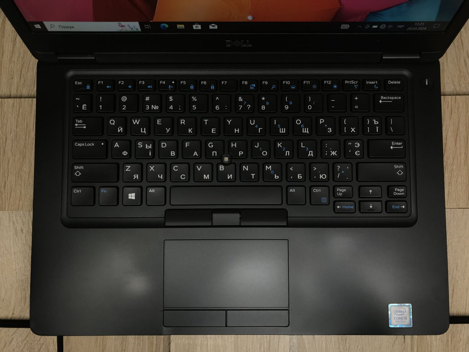 Ноутбук Б-клас Dell Latitude 5490 / 14" (1920x1080) IPS / Intel Core i5-7300U (2 (4) ядра по 2.6 - 3.5 GHz) / 8 GB DDR4 / 256 GB SSD M.2 / Intel HD Graphics 620 / WebCam / USB 3.1 / HDMI / Windows 10 ліцензія - Зображення 4