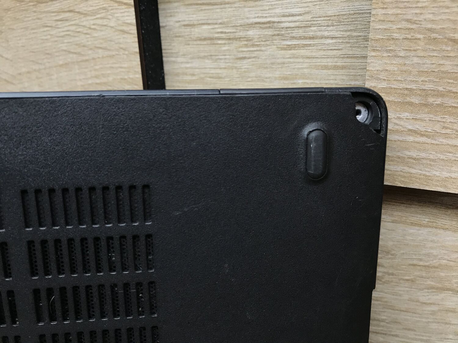 Ноутбук Б-клас Dell Latitude 5490 / 14" (1920x1080) IPS / Intel Core i5-8250U (4 (8) ядра по 1.6 - 3.4 GHz) / 8 GB DDR4 / 240 GB SSD M.2 / Intel UHD Graphics 620 / WebCam / USB 3.1 / HDMI - Зображення 10