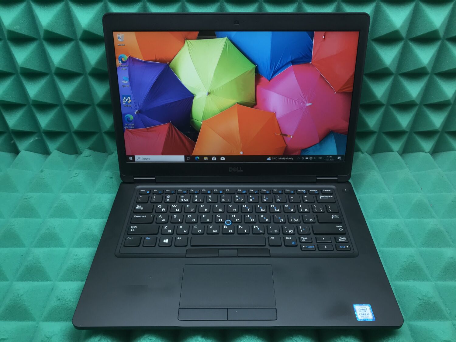 Ноутбук Б-клас Dell Latitude 5490 / 14" (1920x1080) IPS / Intel Core i5-8250U (4 (8) ядра по 1.6 - 3.4 GHz) / 8 GB DDR4 / 256 GB SSD M.2 / Intel UHD Graphics 620 / WebCam / USB 3.1 / HDMI / Windows 10 ліцензія - Зображення 2