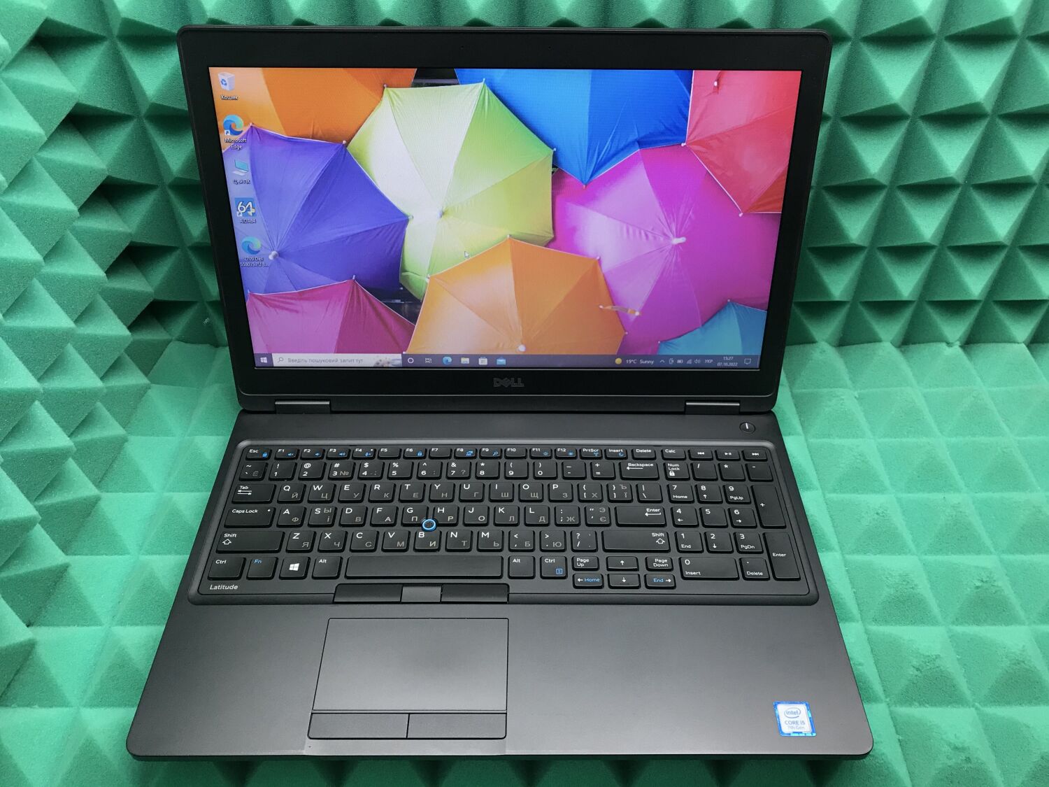 Ноутбук Б-клас Dell Latitude 5580 / 15.6" (1366x768) TN / Intel Core i5-7300U (2 (4) ядра по 2.6 - 3.5 GHz) / 8 GB DDR4 / 128 GB SSD / Intel HD Graphics 620 / HDMI / Windows 10 ліцензія - Зображення 2