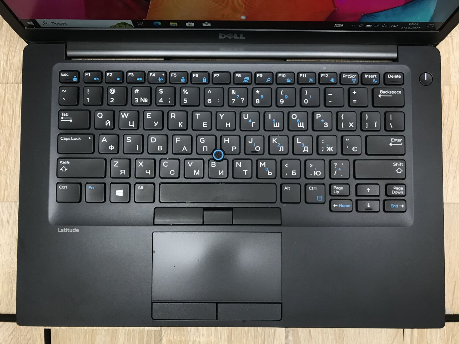 Ноутбук Б-клас Dell Latitude 7480 / 14" (1920x1080) IPS / Intel Core i7-7600U (2 (4) ядра по 2.8 - 3.9 GHz) / 8 GB DDR4 / 240 GB SSD M.2 / Intel HD Graphics 620 / WebCam - Зображення 4